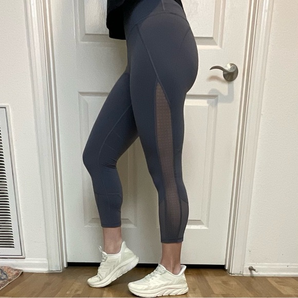 Victoria's Secret Pants - Victoria Sport Knockout Capri Leggings